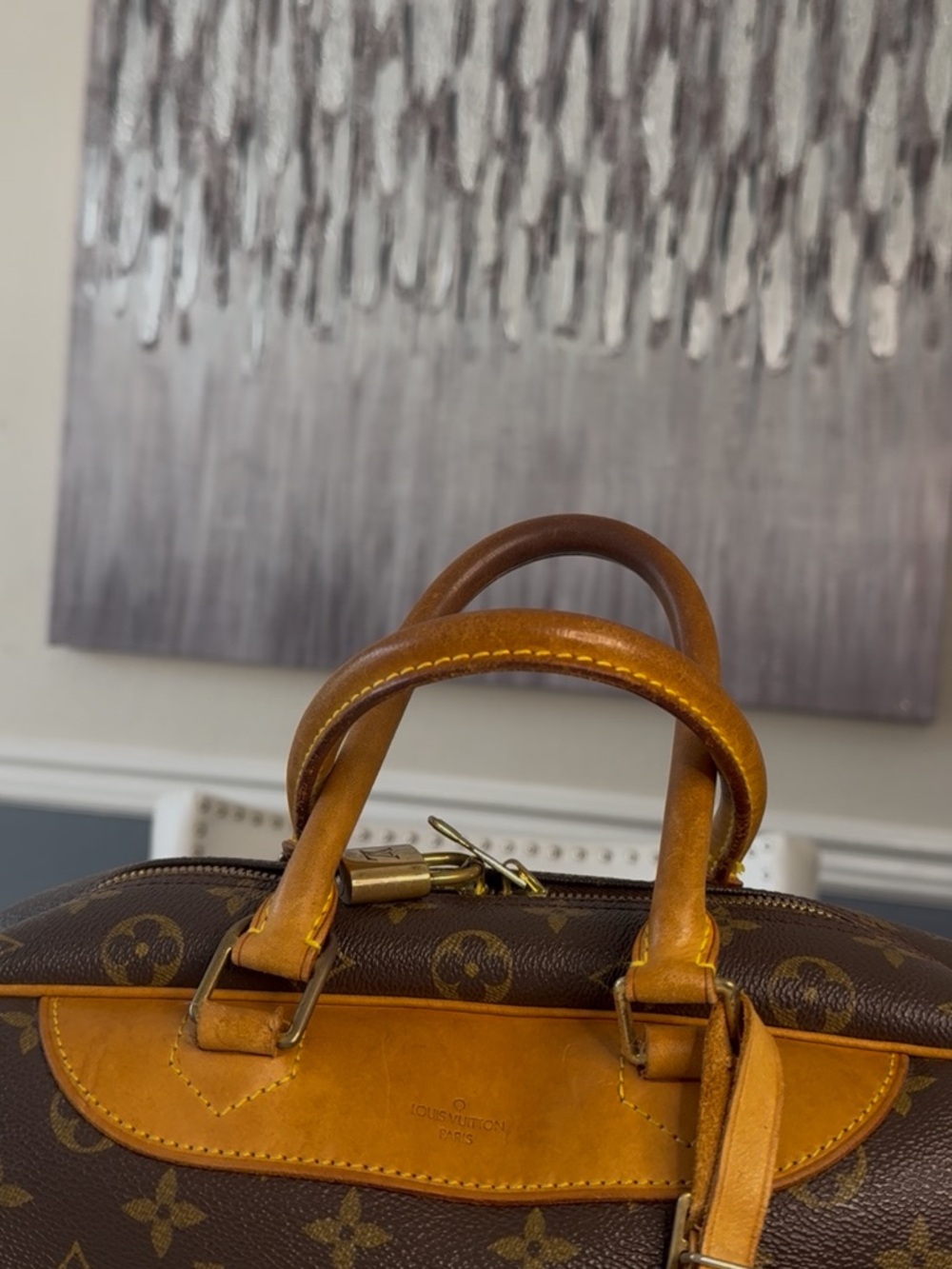 Louis Vuitton Deauville Monogram Canvas Satchel w/ Lock & Clochette Authentic - Picture 8 of 16